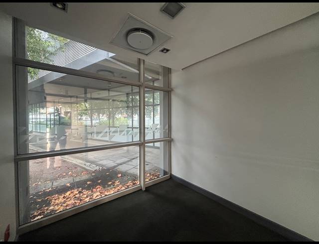 3,570M² CO-WORKING SPACE TO LET IN EDGEMEAD